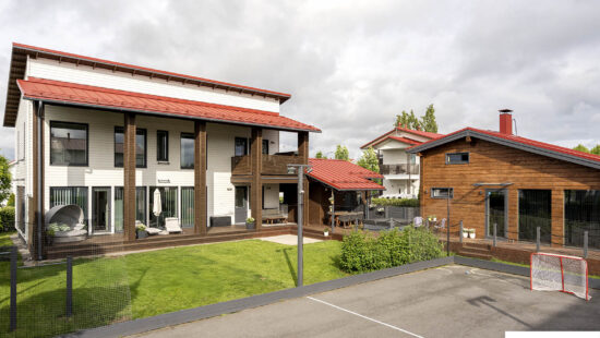 6h+k+khh+pesuhuone+ 2 saunaa Lanssitie 2  , 90420 Oulu