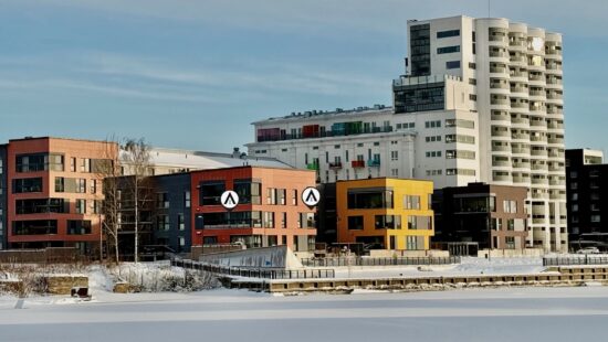 3h+k+khh+ph+s+2x lasitettu parveke Siilotie 31 A 4, 90520 Oulu