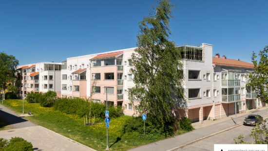 2h+k+s+lasitettu parveke Isokatu 86 A 211, 90120 Oulu